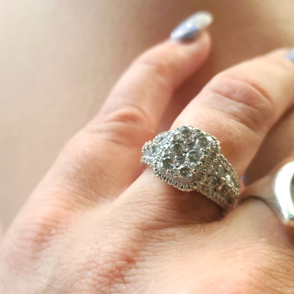 24k gold diamond engagement rìng